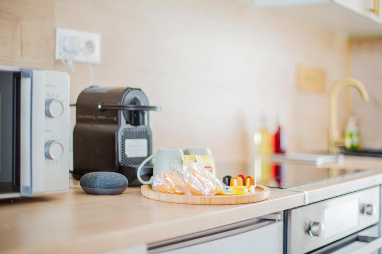 Ideal Pro & Couple - 2 Logements Theme Boho Chic Rdc & Dandy 1Er Etage - Quartier Calme - Jardin - Wifi Hd - Smart Tv - Parking Gratuit - Proche Centre & Transports - Ask Home Valenciennes Zewnętrze zdjęcie