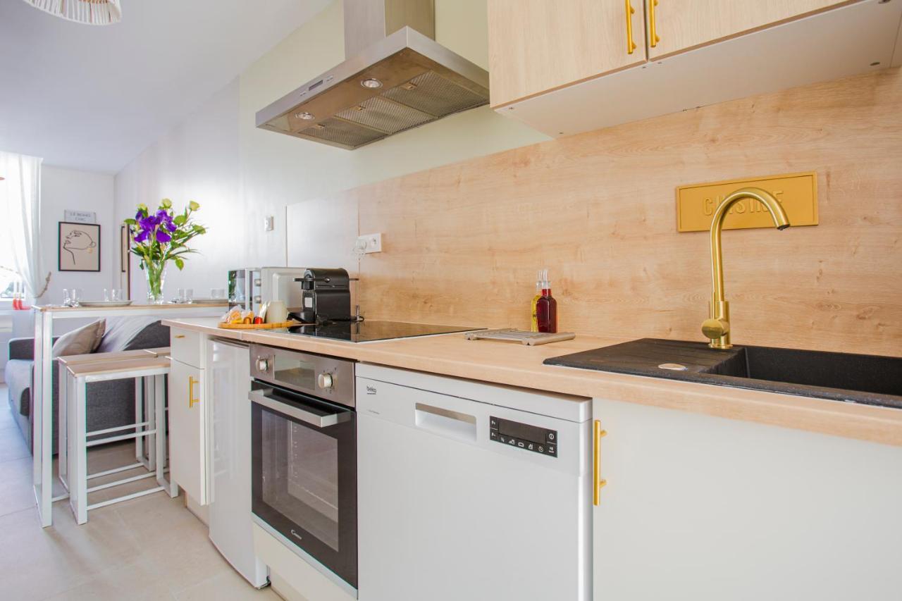 Ideal Pro & Couple - 2 Logements Theme Boho Chic Rdc & Dandy 1Er Etage - Quartier Calme - Jardin - Wifi Hd - Smart Tv - Parking Gratuit - Proche Centre & Transports - Ask Home Valenciennes Zewnętrze zdjęcie