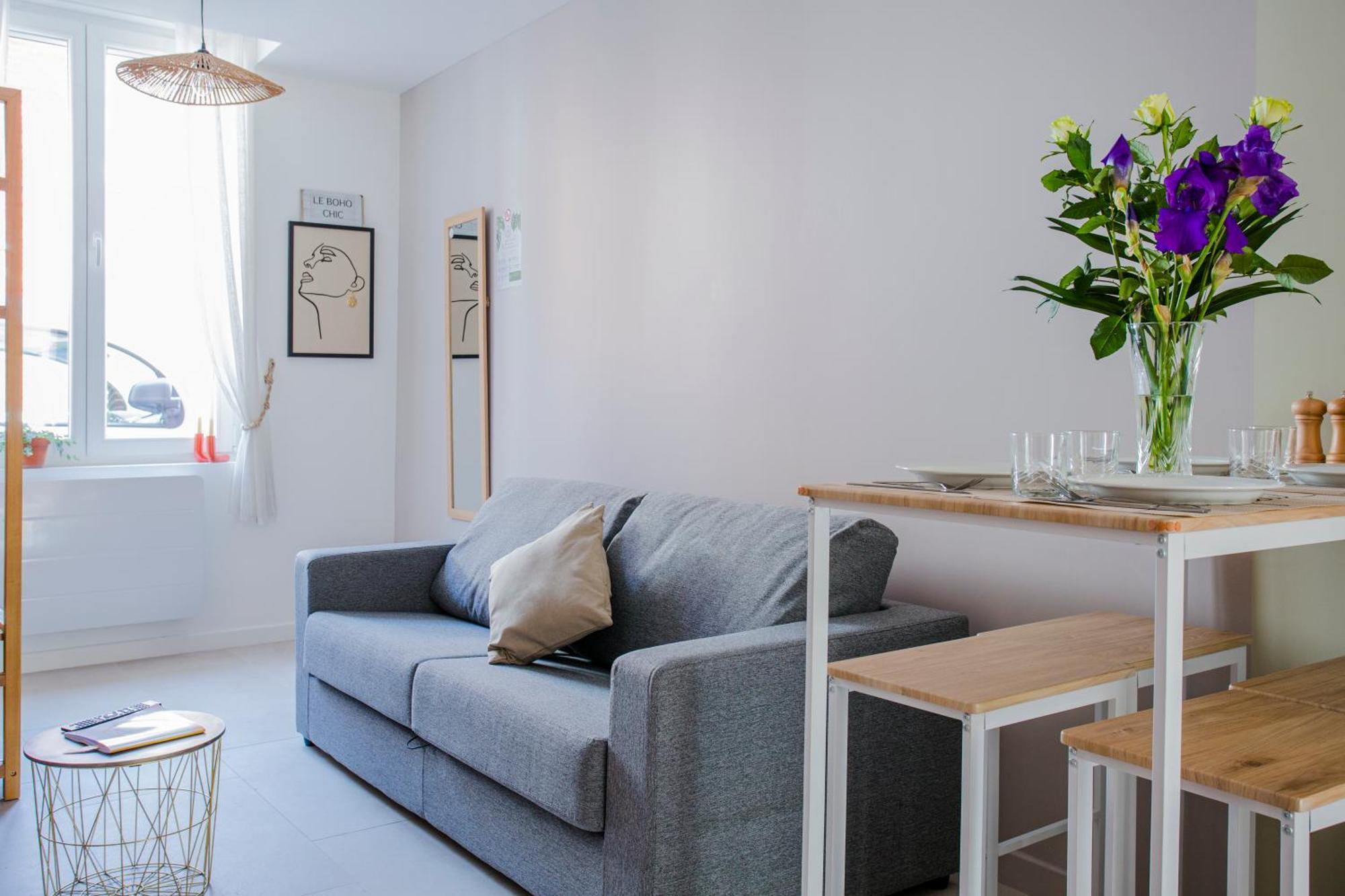Ideal Pro & Couple - 2 Logements Theme Boho Chic Rdc & Dandy 1Er Etage - Quartier Calme - Jardin - Wifi Hd - Smart Tv - Parking Gratuit - Proche Centre & Transports - Ask Home Valenciennes Zewnętrze zdjęcie