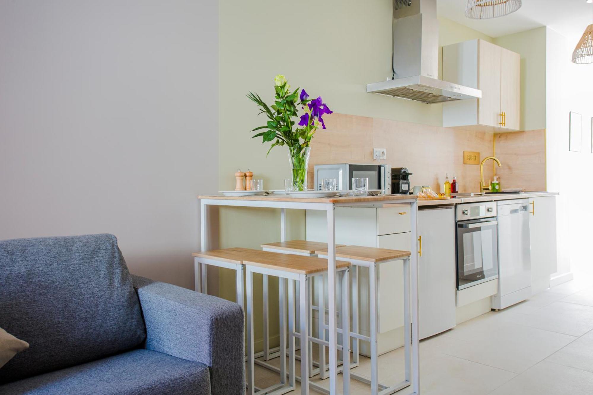Ideal Pro & Couple - 2 Logements Theme Boho Chic Rdc & Dandy 1Er Etage - Quartier Calme - Jardin - Wifi Hd - Smart Tv - Parking Gratuit - Proche Centre & Transports - Ask Home Valenciennes Zewnętrze zdjęcie